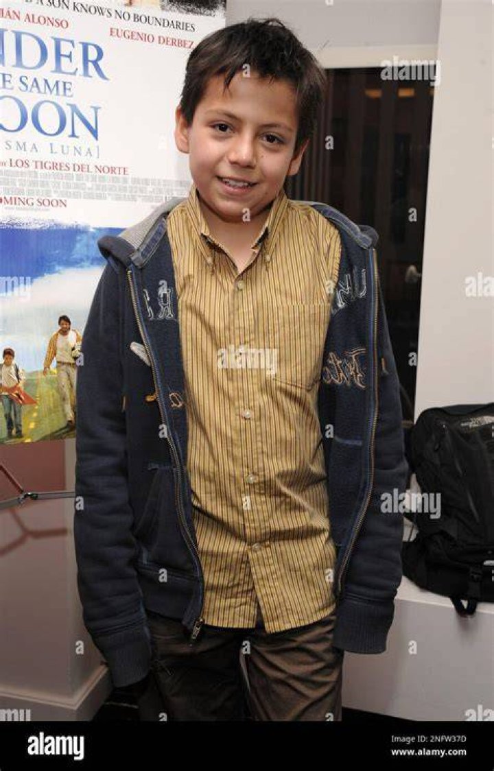 Actor Adri&aacute;n Alonso Men