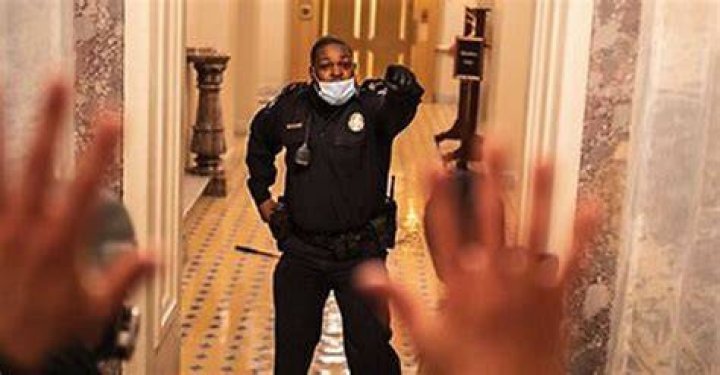Eugene Goodman Footage Officer Eugene Goodman The Hero Who Saved