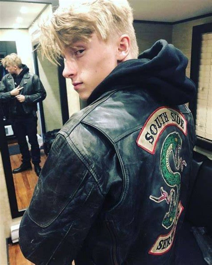 Jakob Ulrich Riverdale
