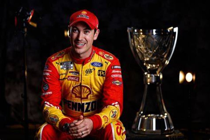 Joey Logano on Twitter Joey logano, Motorcoach, Nascar cup series