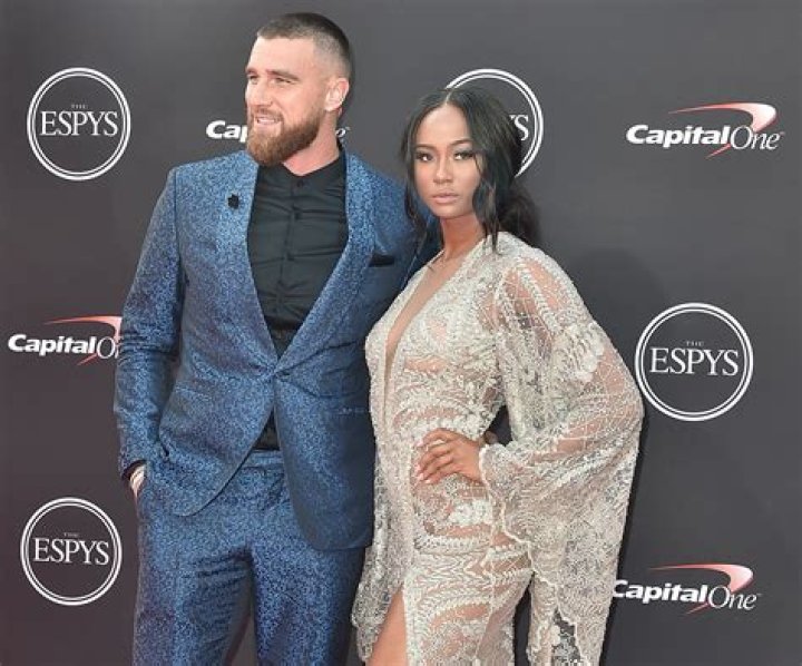 Kayla Nicole and Travis Kelce Uncensored passion Foto 11 de 12