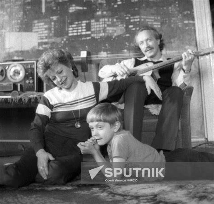 KORBUT BORTKEVICH SON Sputnik Mediabank