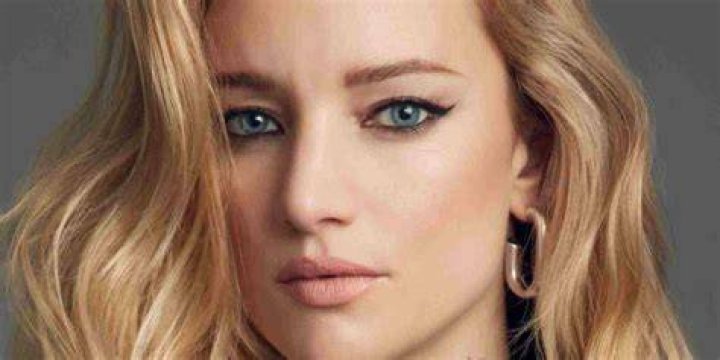 Laurence Leboeuf Biography, Career, Net worth and Family TFIGlobal
