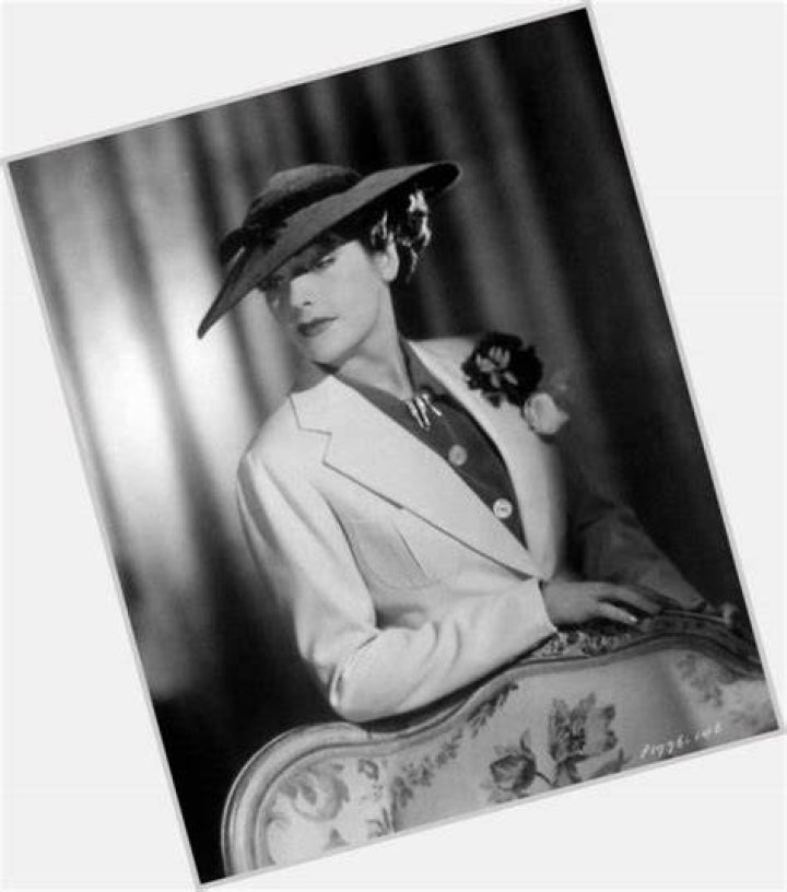 Lillian Lamont Official Site for Woman Crush Wednesday WCW