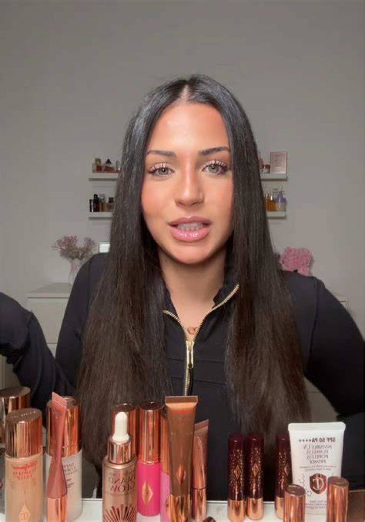 Mariam Alk (TikTok Star) Age, Birthday, Bio, Facts, Family, Net Worth