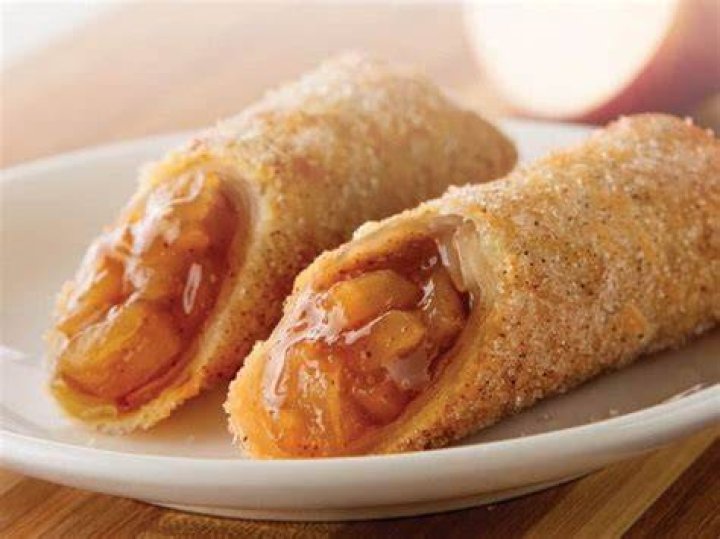 New Apple Pie Rolls Spotted At Panda Express Chew Boom