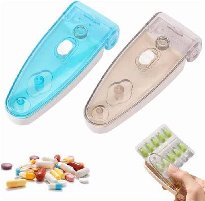 Pill opener with storage from SeniorSalg.dk AssistData