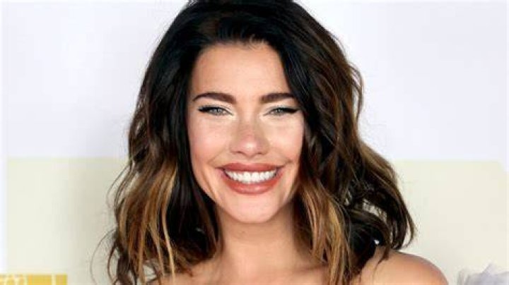 Search: Jacqueline MacInnes Wood Relationship Trivia
