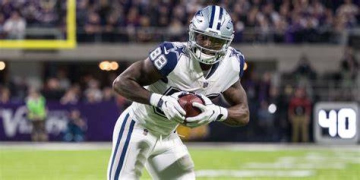When did Dallas Cowboys WR Simi Fehoko marry his wife? Net worth